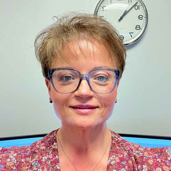 Meet your Posher, Paula - Picture 1 of 1